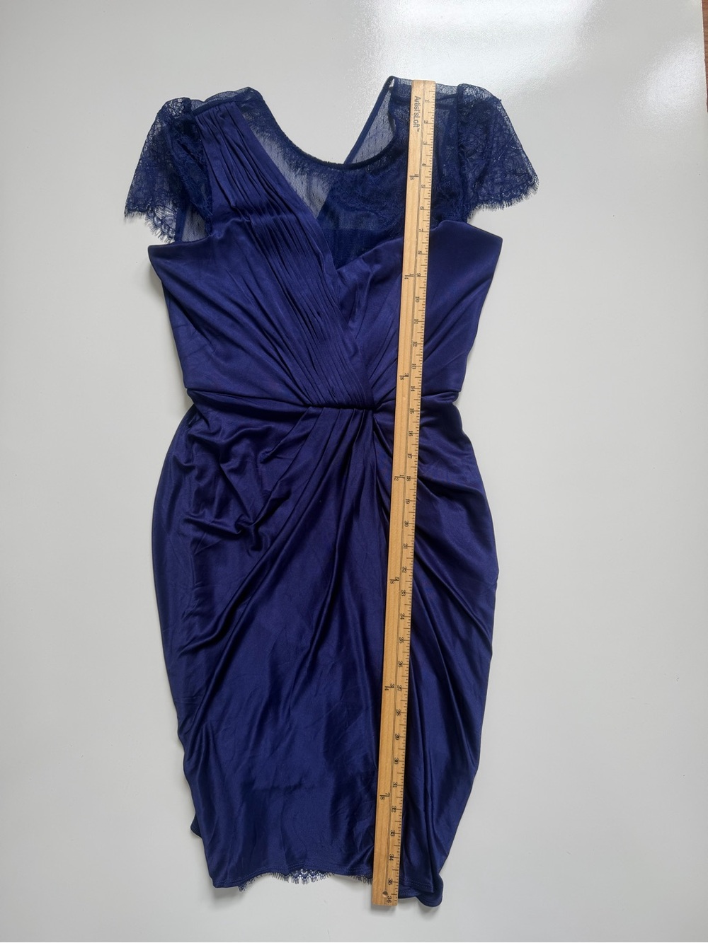 BCBGMAXAZRIA Navy Blue Lace Illusion Ruched Sheath Cocktail Dress S - Picture 9 of 12